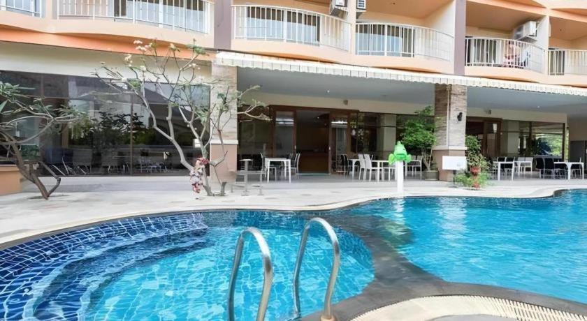 Siam Platinum Pattaya Hotel Exterior photo