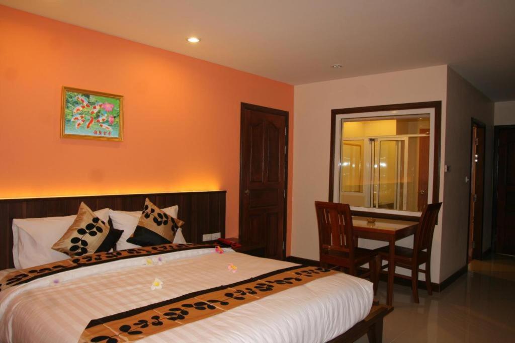 Siam Platinum Pattaya Hotel Exterior photo