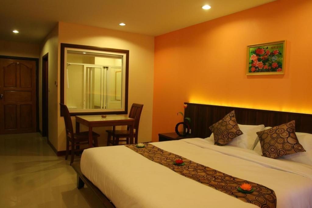 Siam Platinum Pattaya Hotel Exterior photo